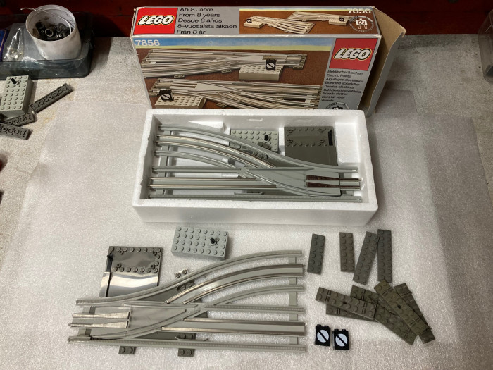 7856 3.jpg