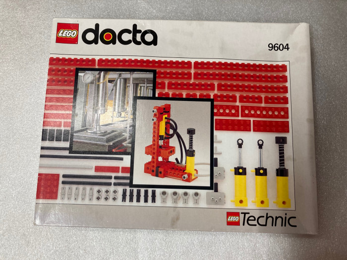 9604 1.jpg